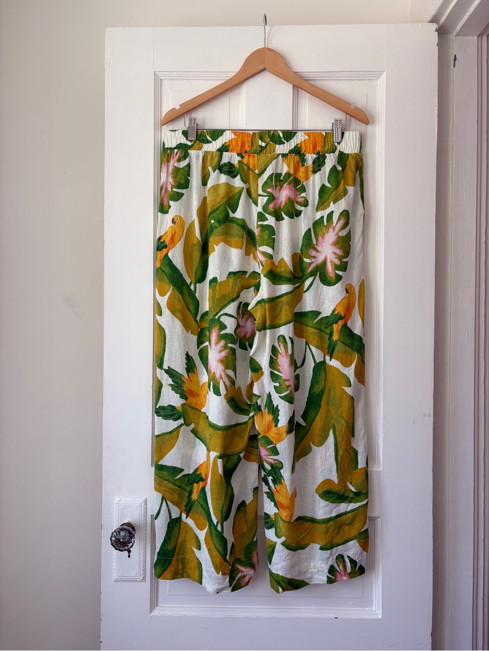 Tropical Print Wide Leg Pants - Picture 7 of 10